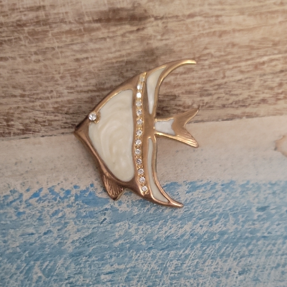Copper and Creamy Enamel Fish Brooch with Rhinestones